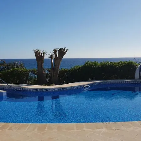 Las Violetas Casa Con Jardin Torrox