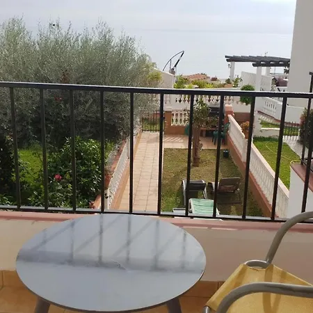 Las Violetas Casa Con Jardin Holiday home