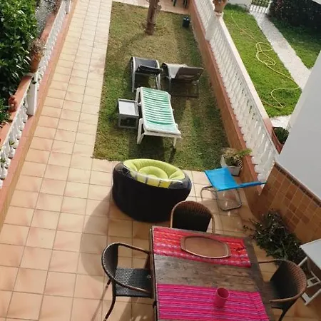 Las Violetas Casa Con Jardin Holiday home Torrox
