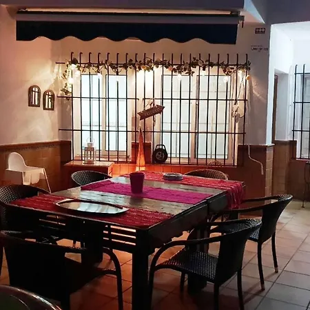 Holiday home Las Violetas Casa Con Jardin *