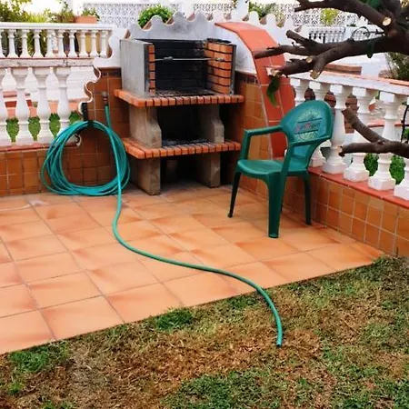 Las Violetas Casa Con Jardin Holiday home *