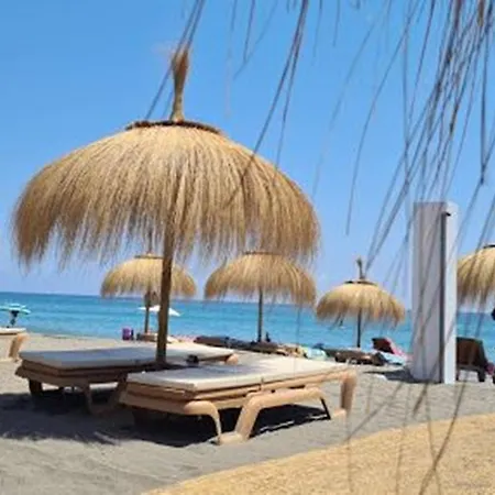 Las Violetas Casa Con Jardin Torrox
